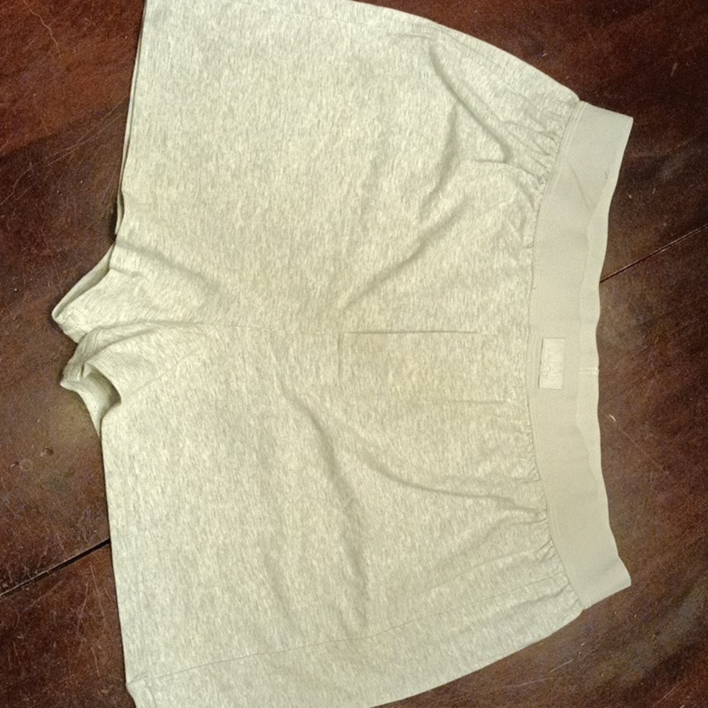 NWT Men's small skins in light Gray
